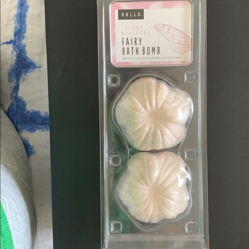 Bath bombs
